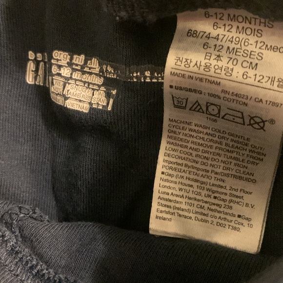 set - Picture 2 of 3